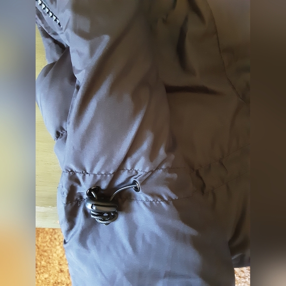 J.Crew Black Down Zip-up Puffer Vest - Picture 5 of 9